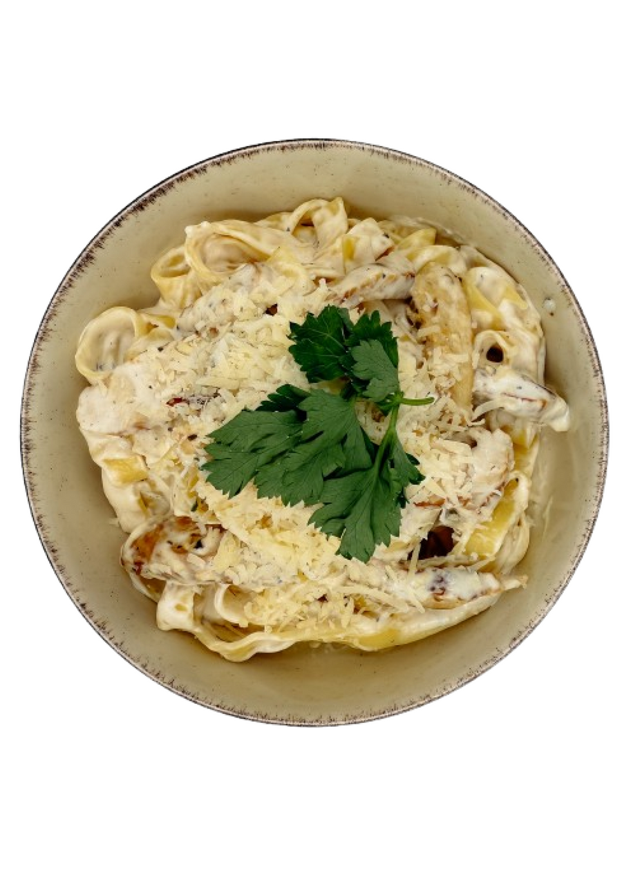 Fettuccine Alfredo pasta