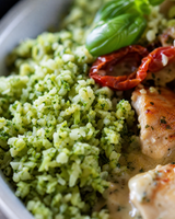 (Keto) Garlic Butter Chicken with Broccoli rice